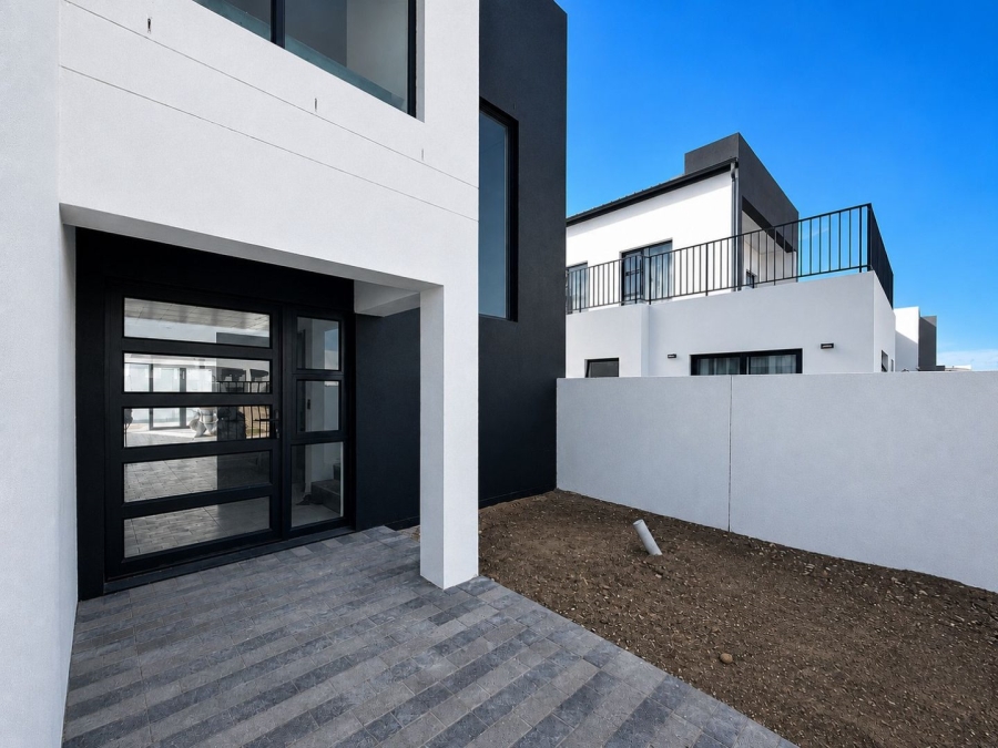 4 Bedroom Property for Sale in Sandown Western Cape